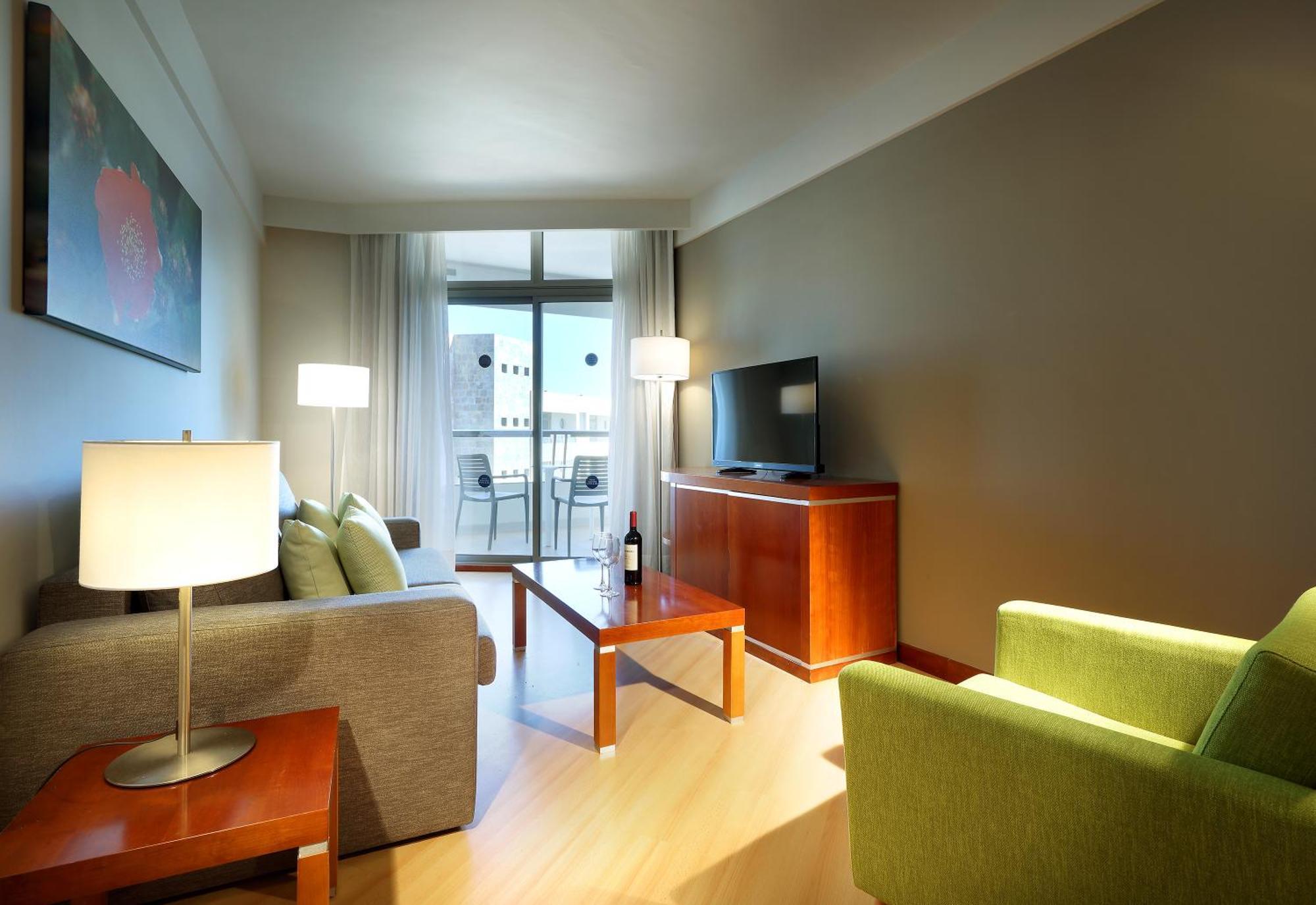 Apartament typu Junior Suite z widokiem na morze