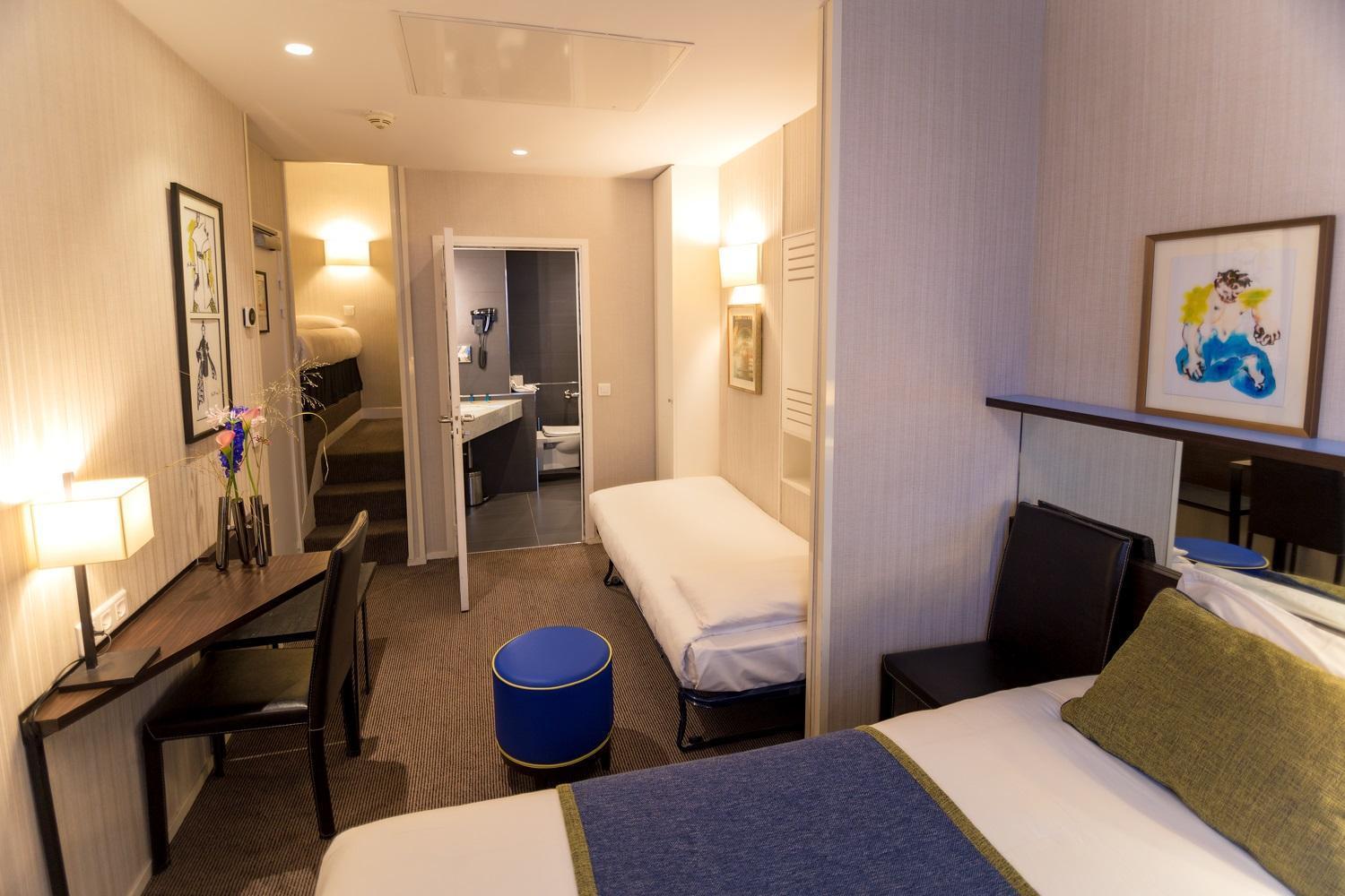 Triple Room