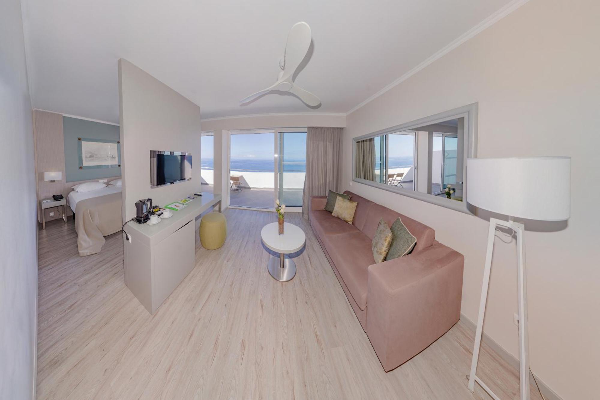 Deluxe Junior Suite