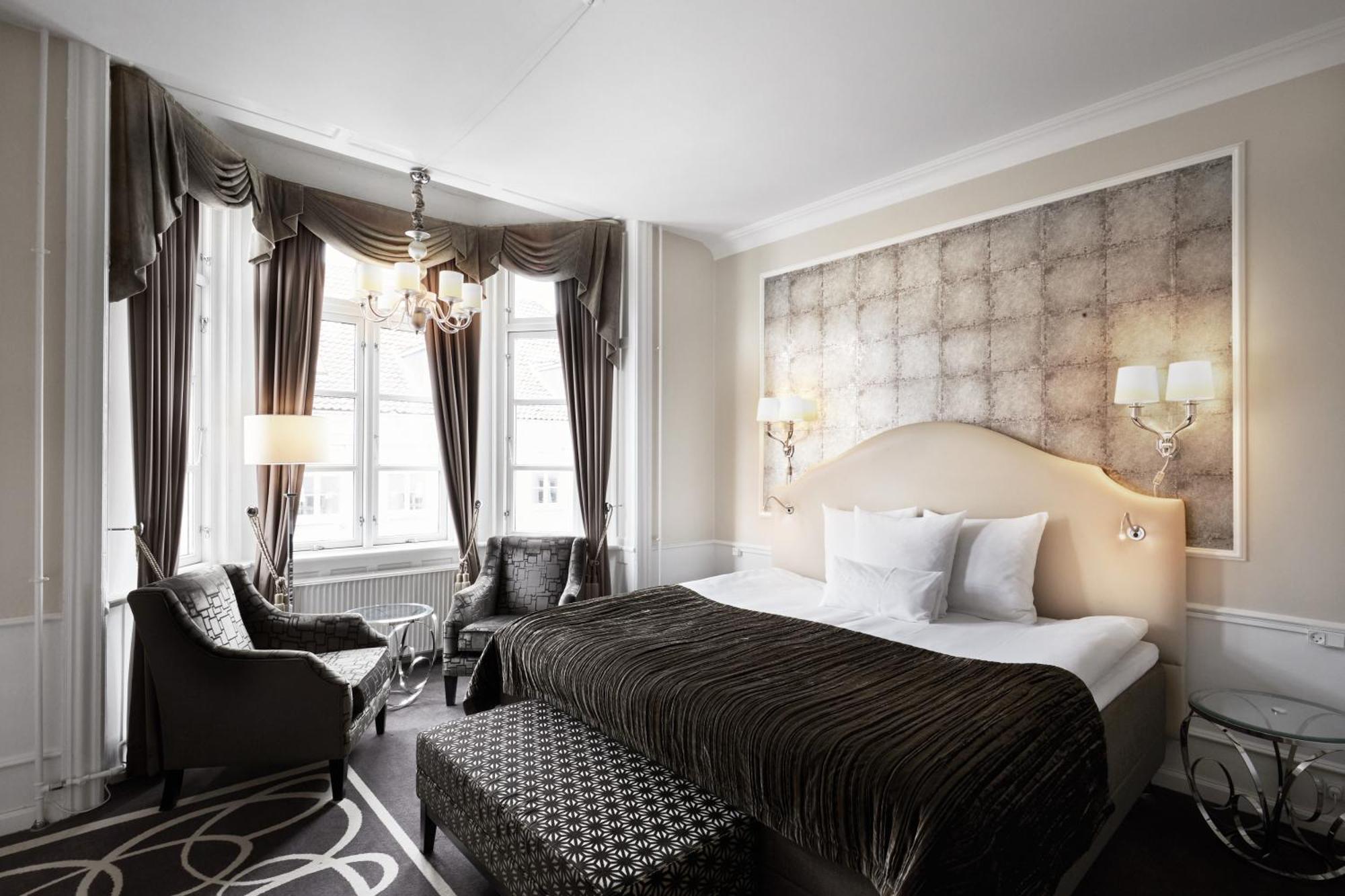 Executive Double Room Access to Executive Lounge