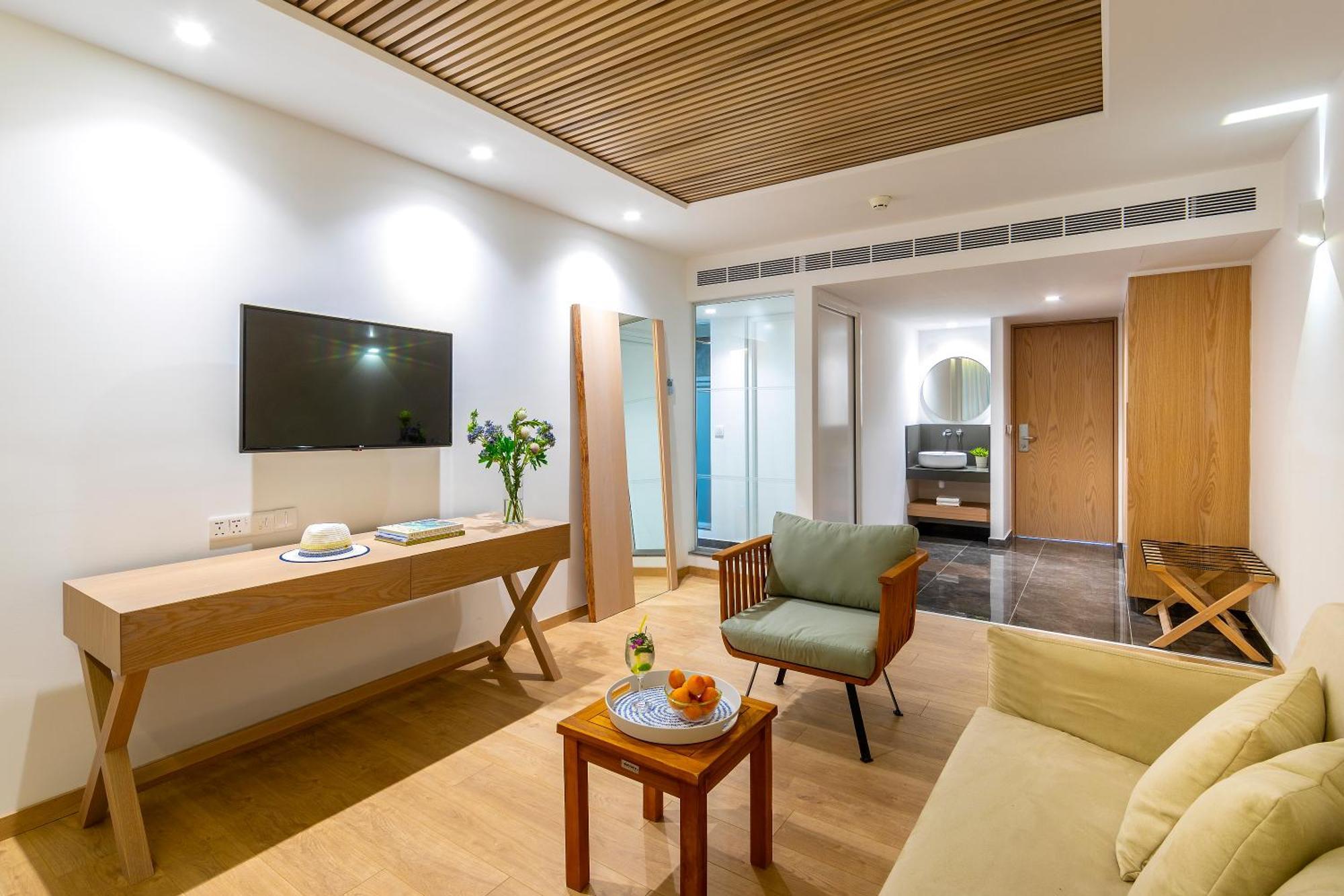 Executive Suite Sea View