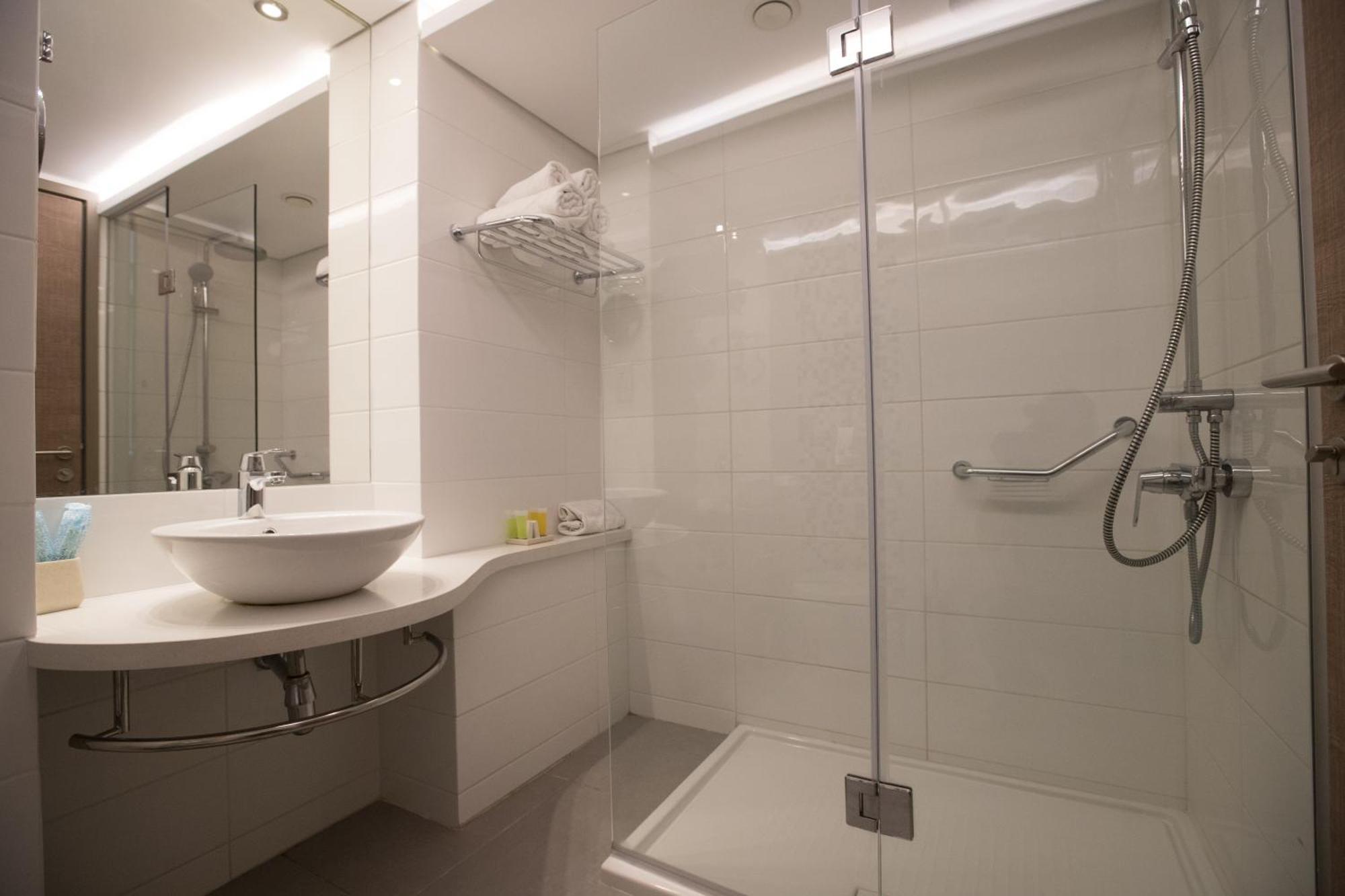 Deluxe Single Room Side Sea View
