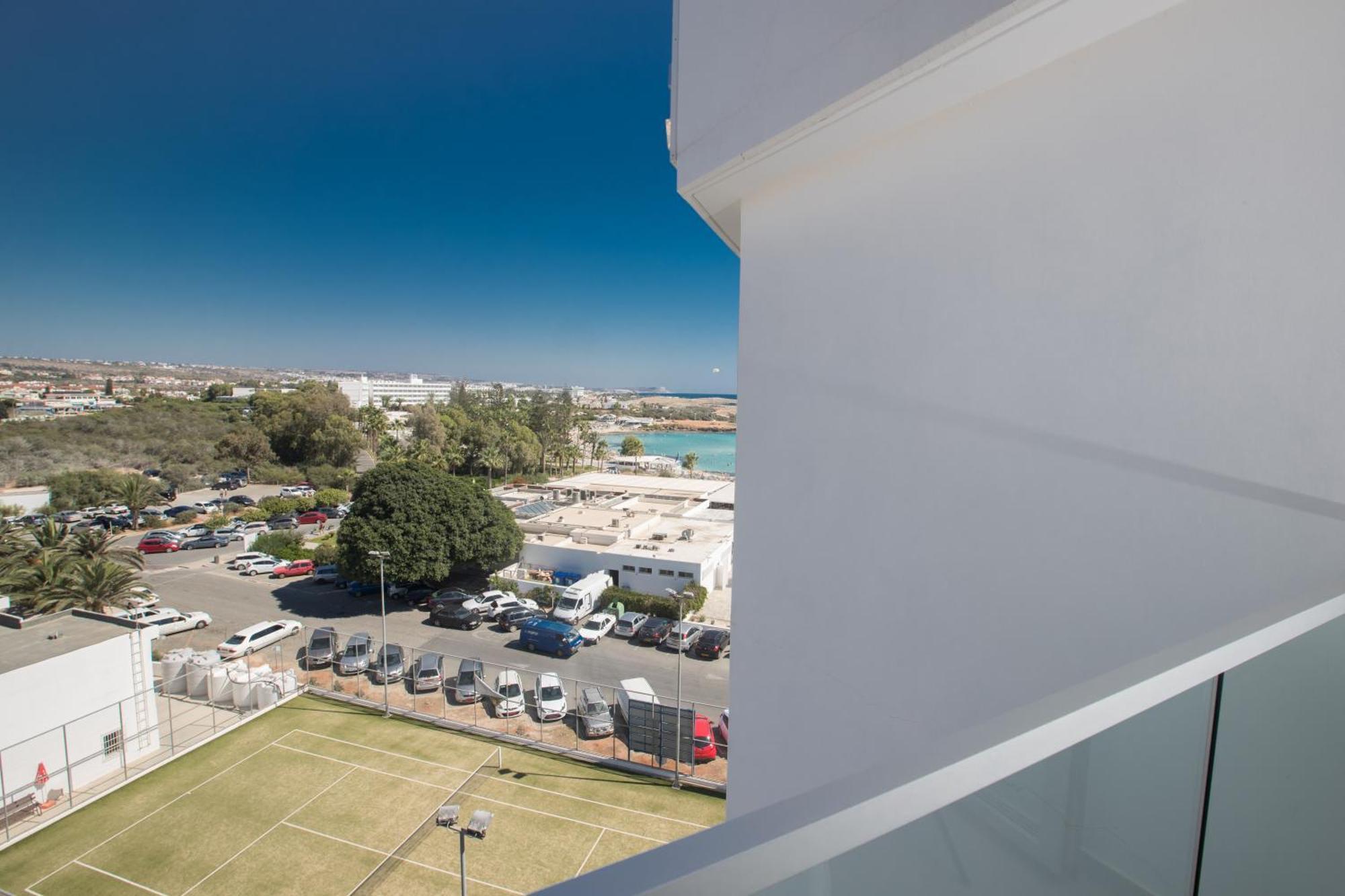 Double or Twin Room City View