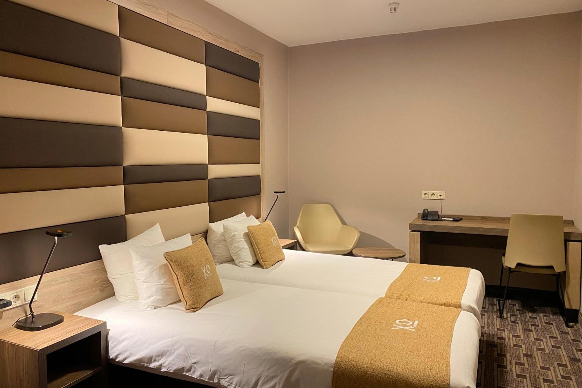 Twin Room without Window