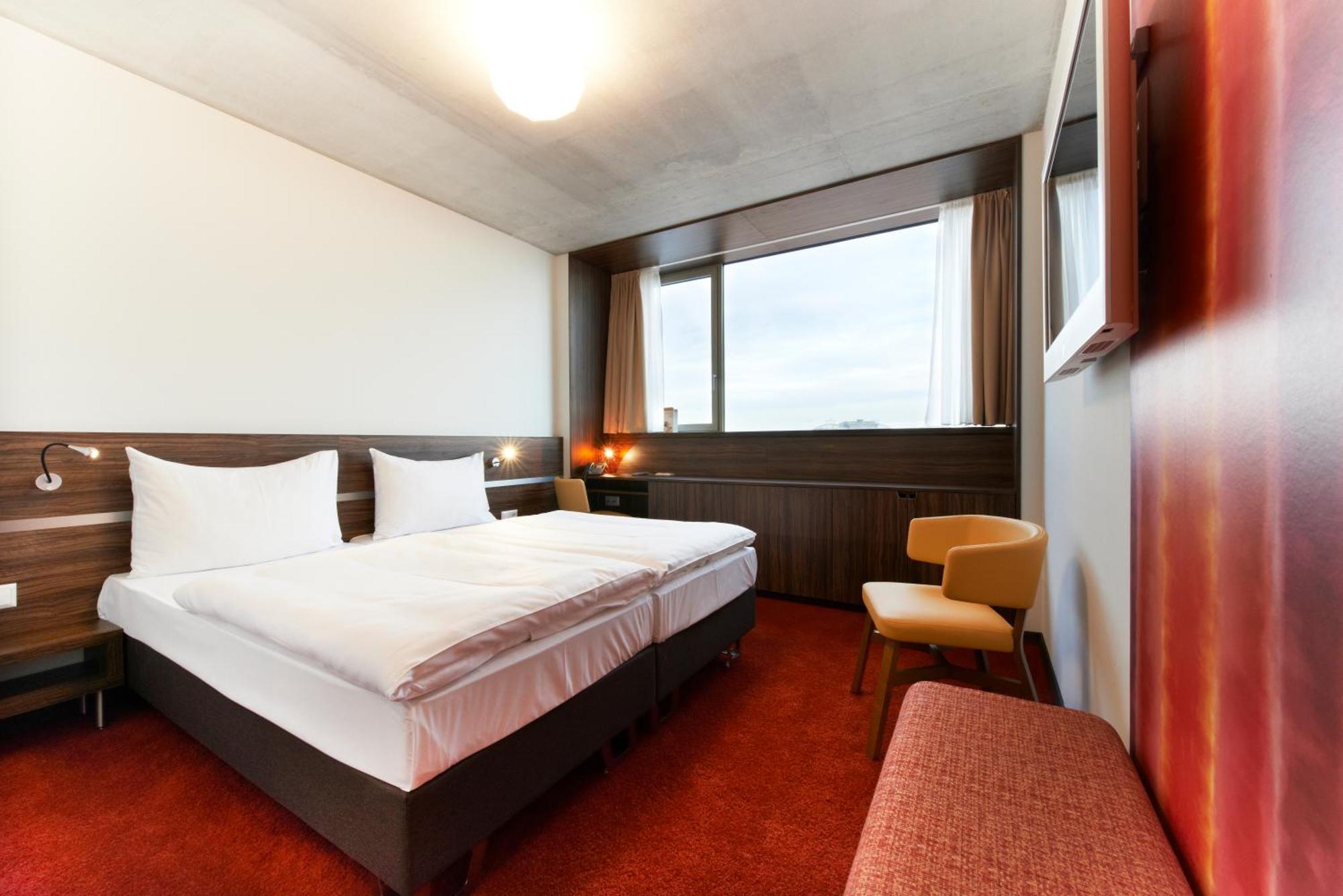 Comfort Twin Room
