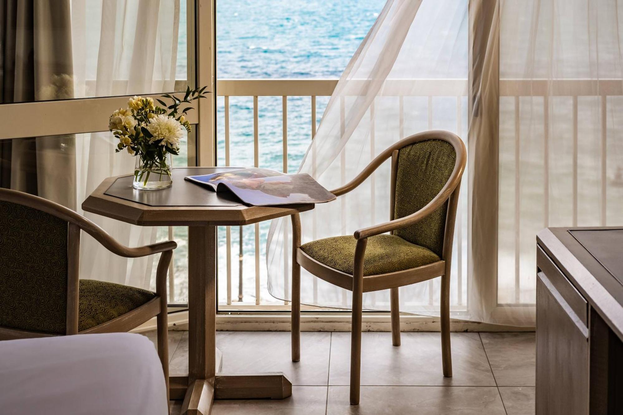 Standard Double or Twin Room Sea View