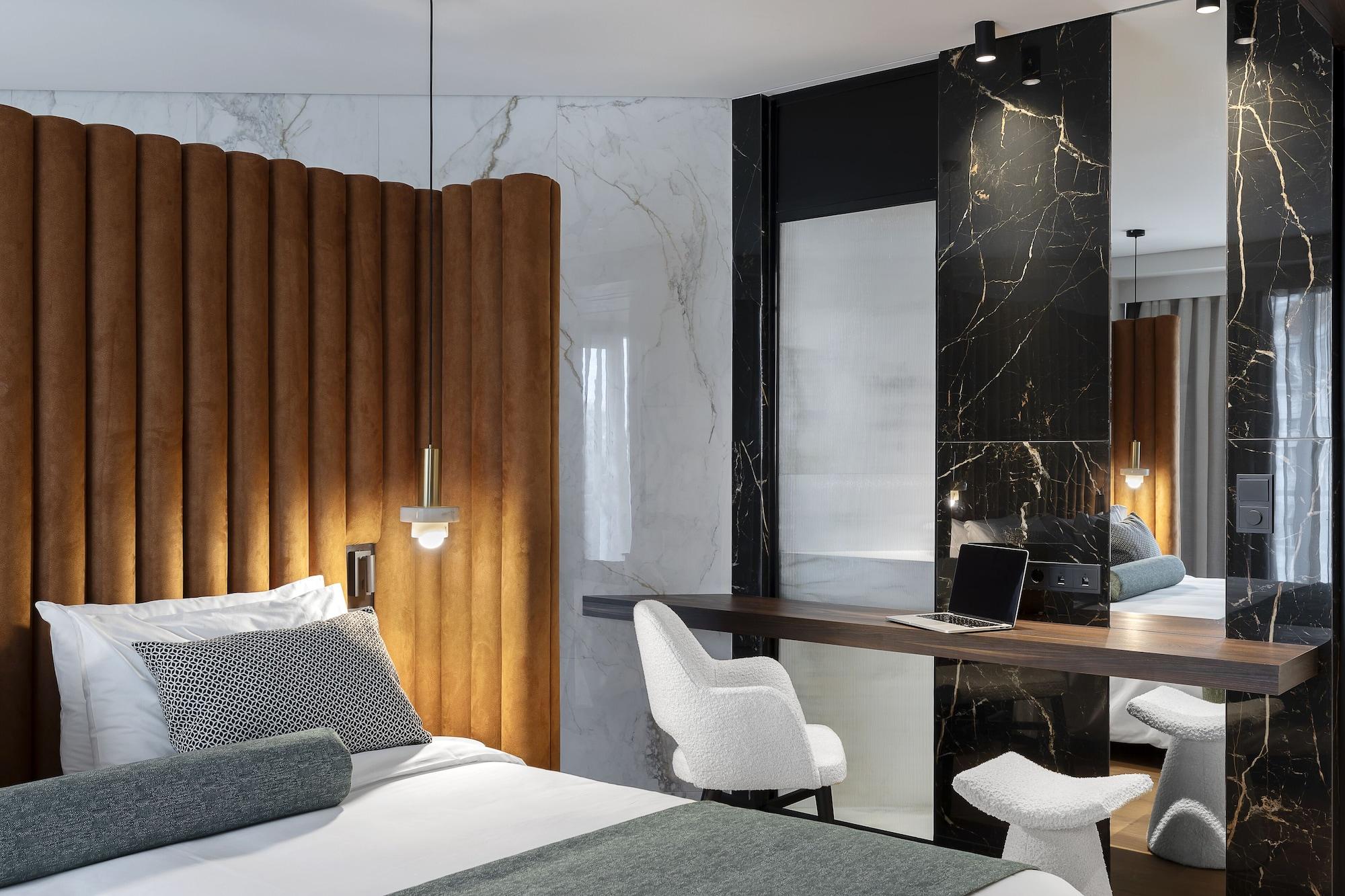 Two-Bedroom Suite Executive Lounge Access