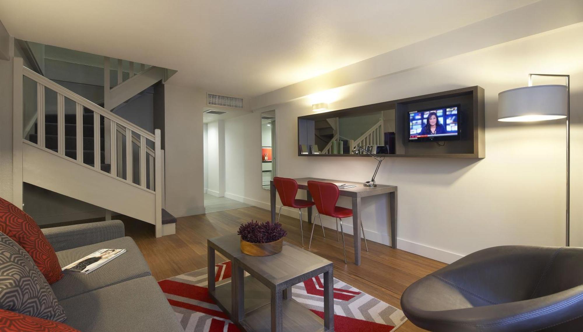 Two-Bedroom Apartment,567671988:JPEG