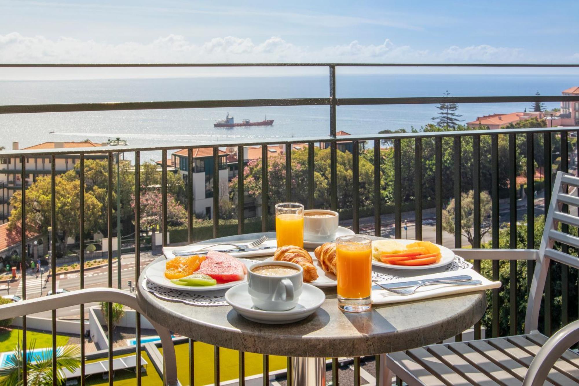 Twin Room Sea View
