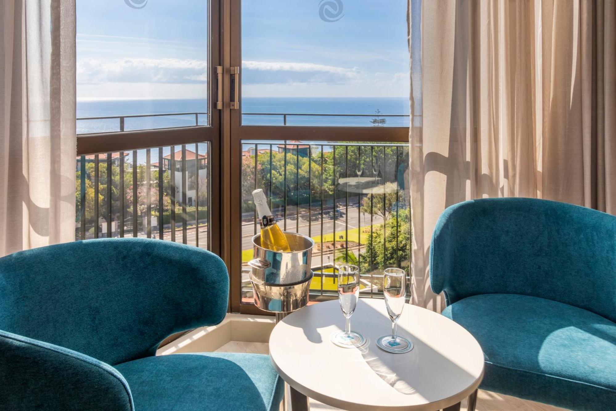 Twin Room Sea View