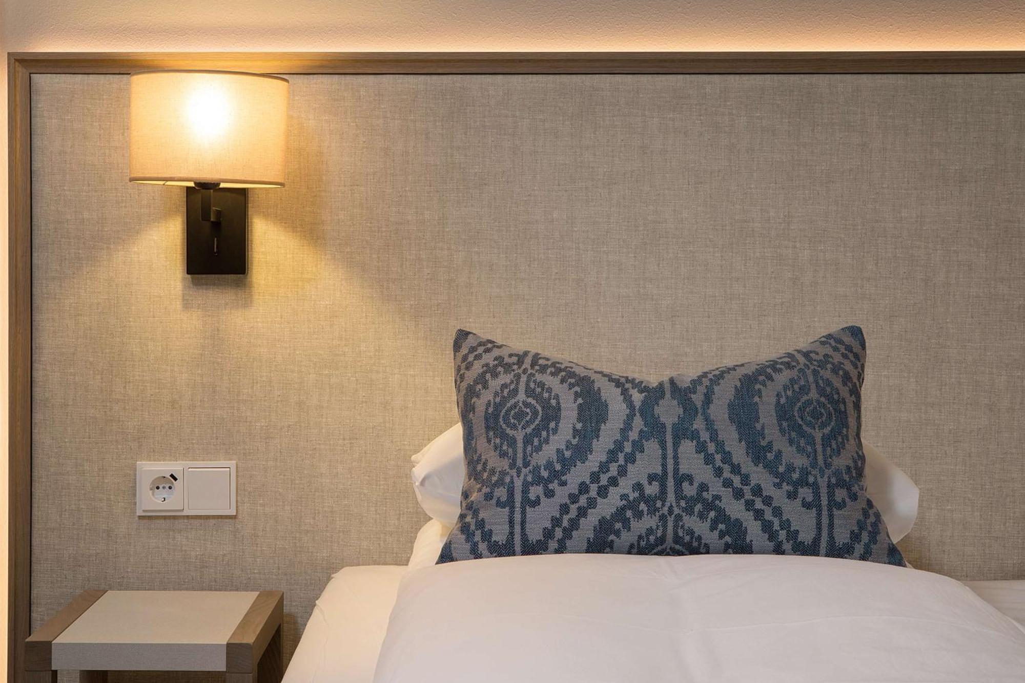 Superior King Room,1649890136:JPEG