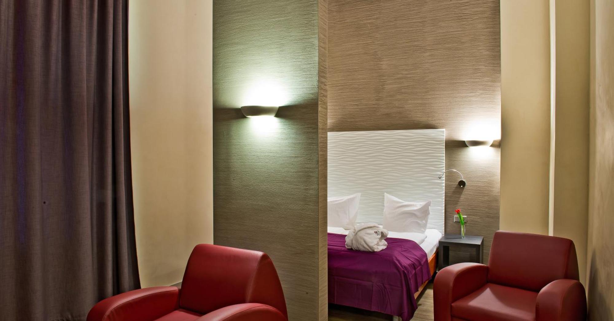 Junior Suite,1742570189:JPEG