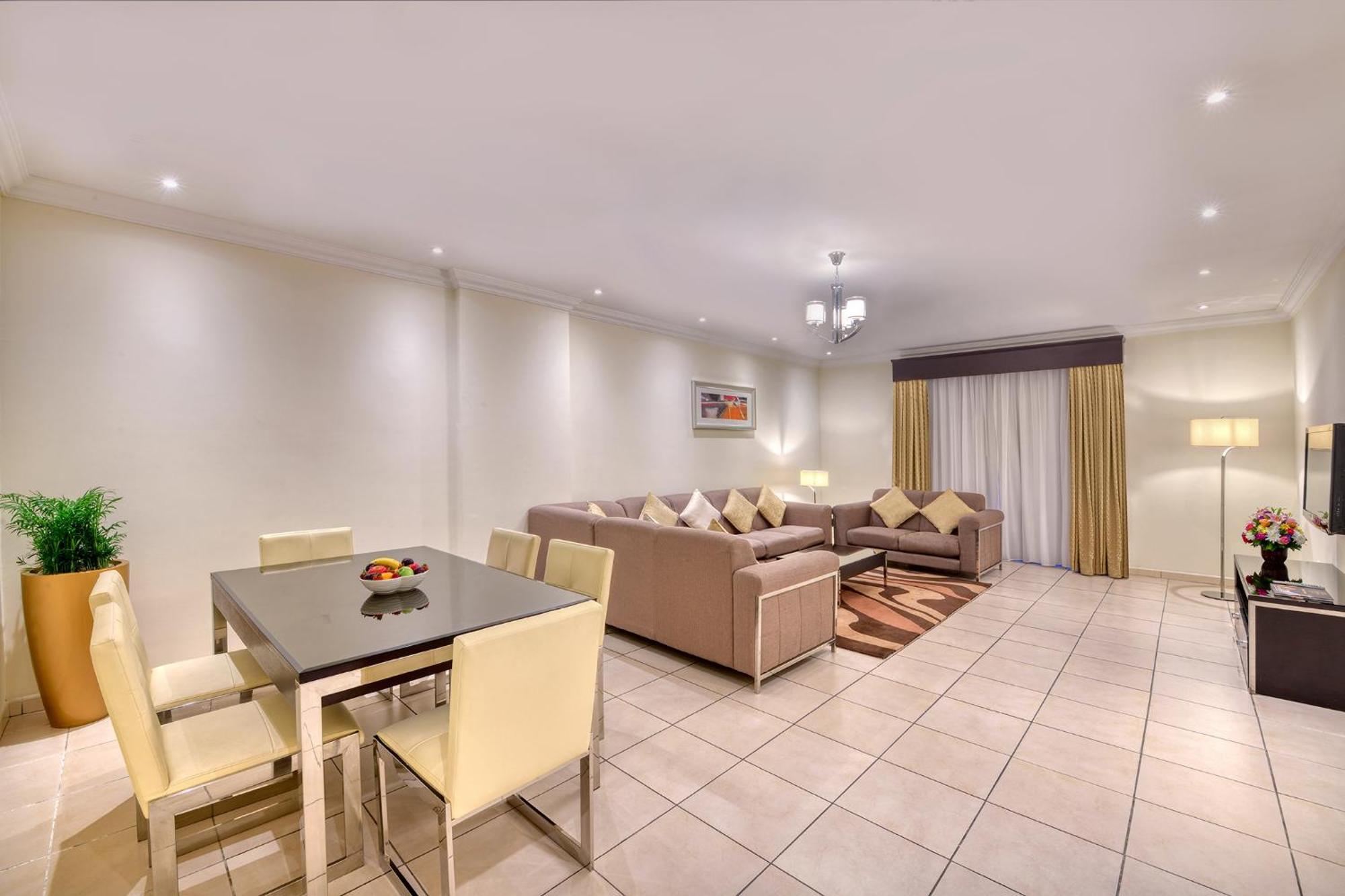 Three-Bedroom Villa City View Beach Transfer