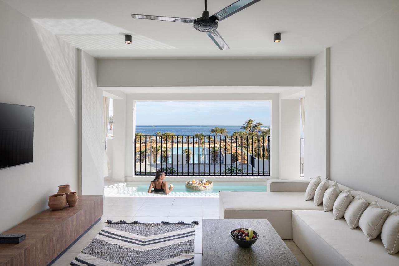 Signature Suite Sea View