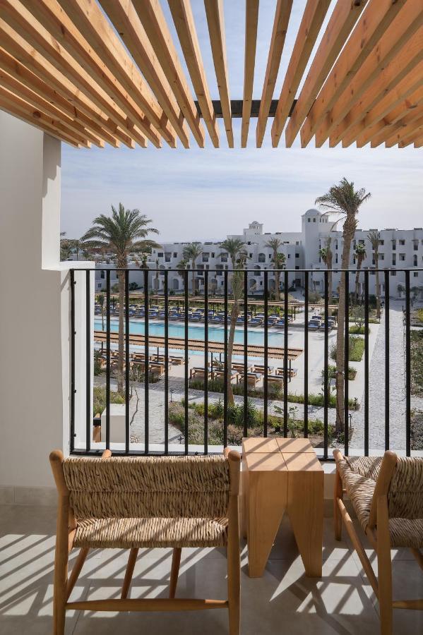 Penthouse Suite Pool View