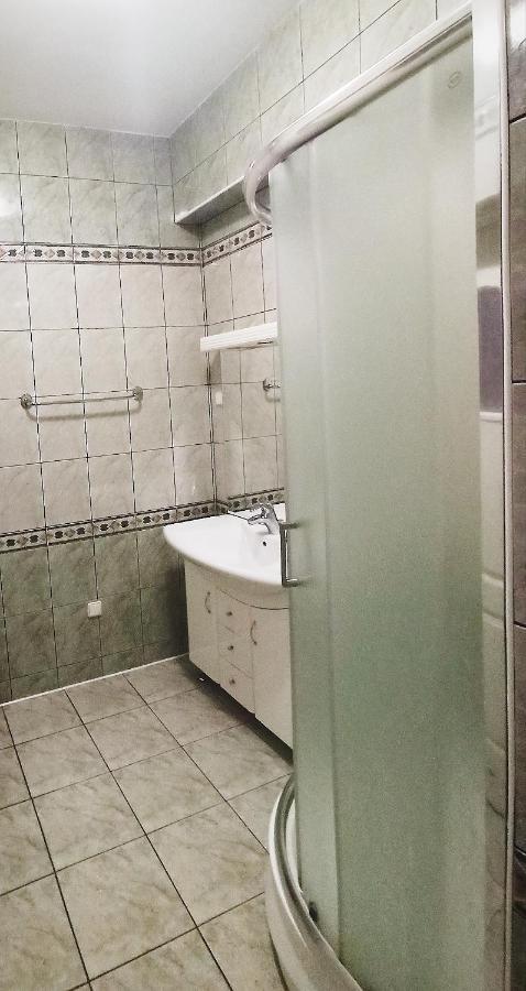 Pokój jednoosobowy z prywatną łazienką