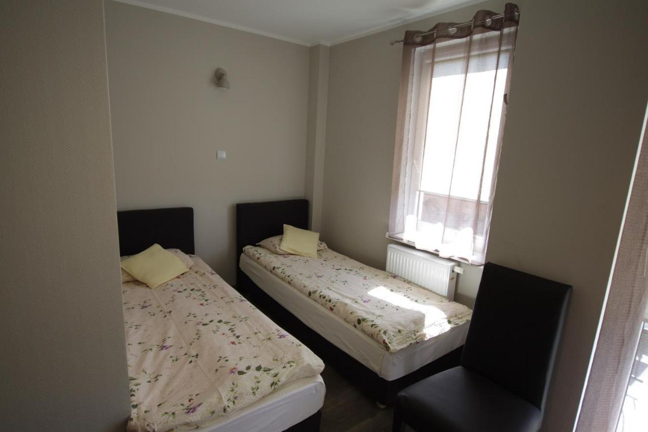 Double Room with Private Bathroom,1479706748:JPEG