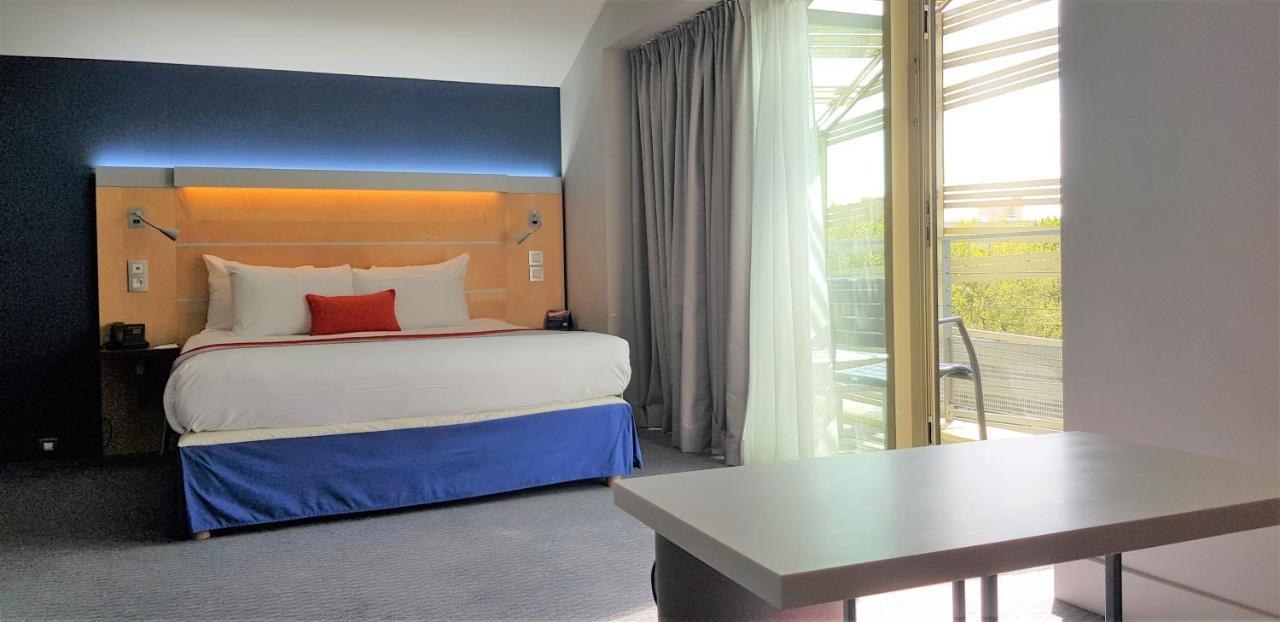 Double Suite Canal View Balcony