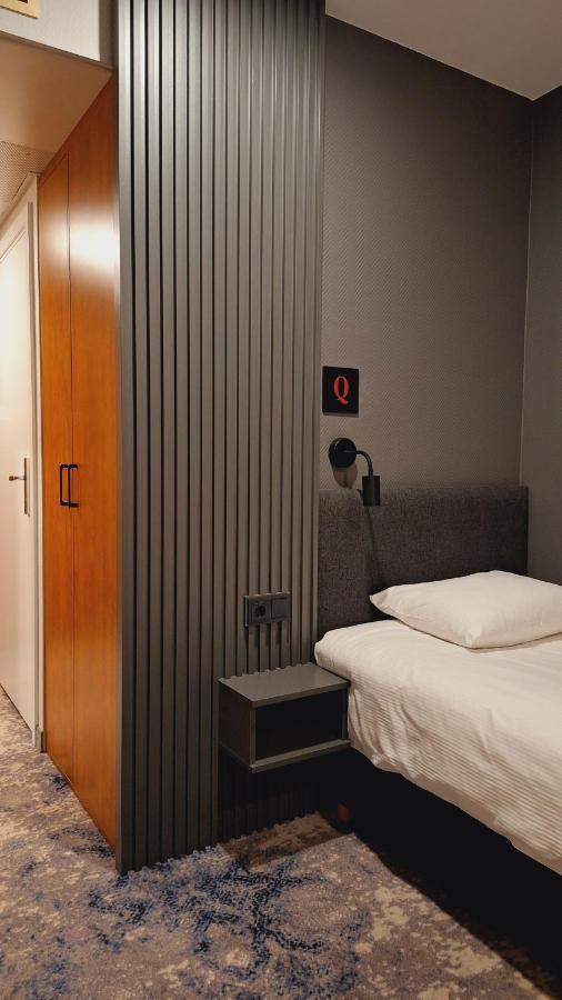 Comfort Single Room,1498706305:JPEG