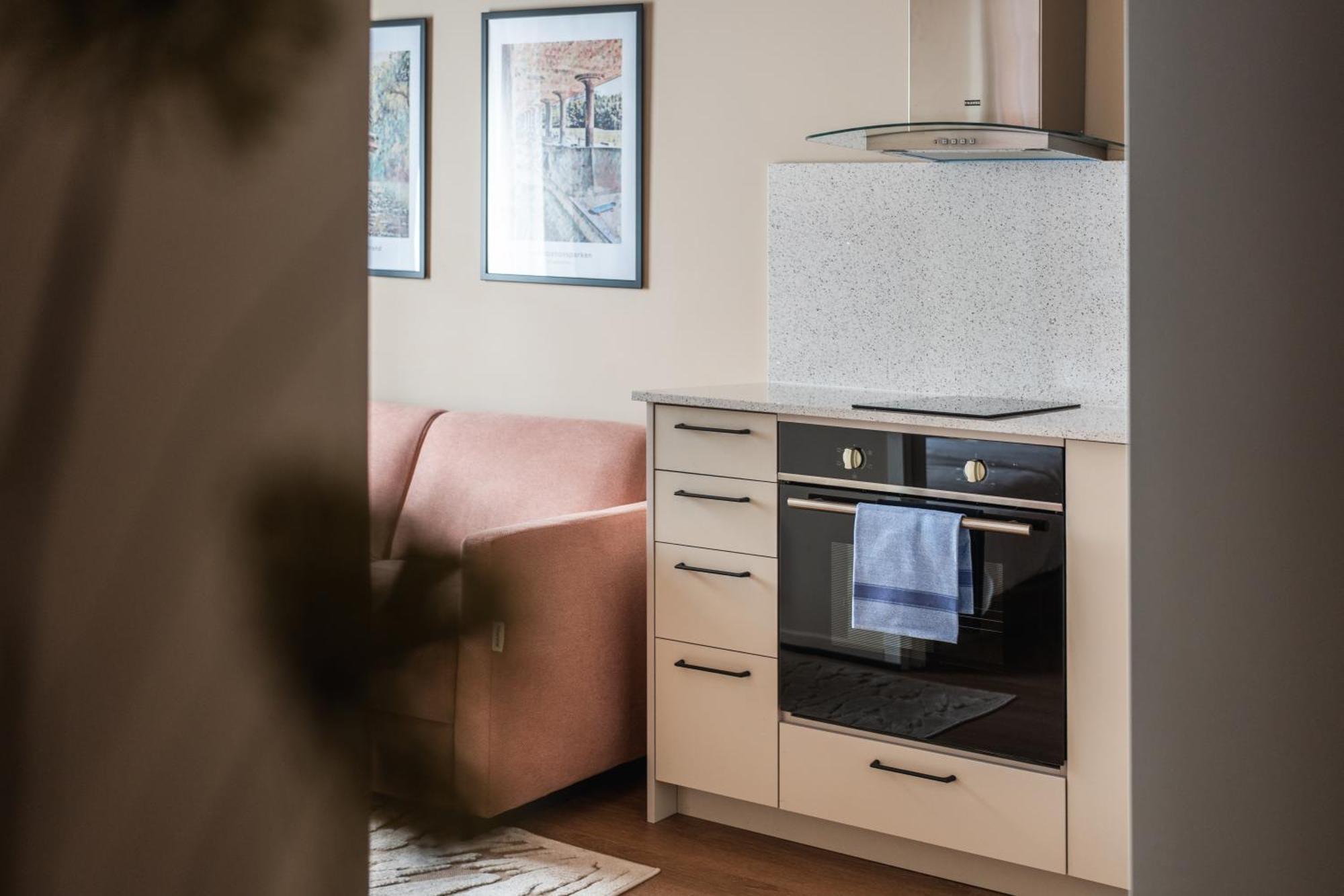 One-Bedroom Apartment
