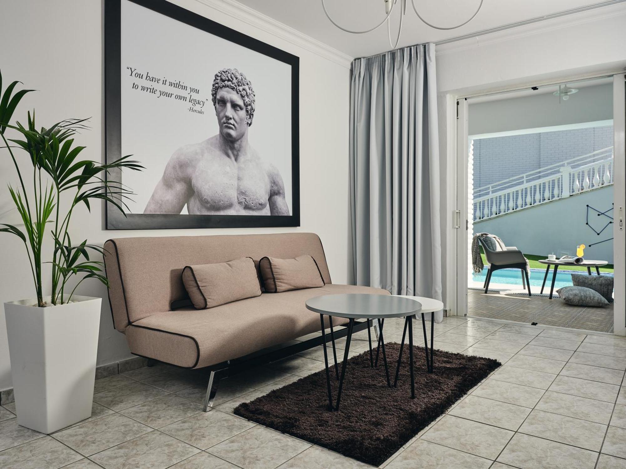 Master Suite Private Pool