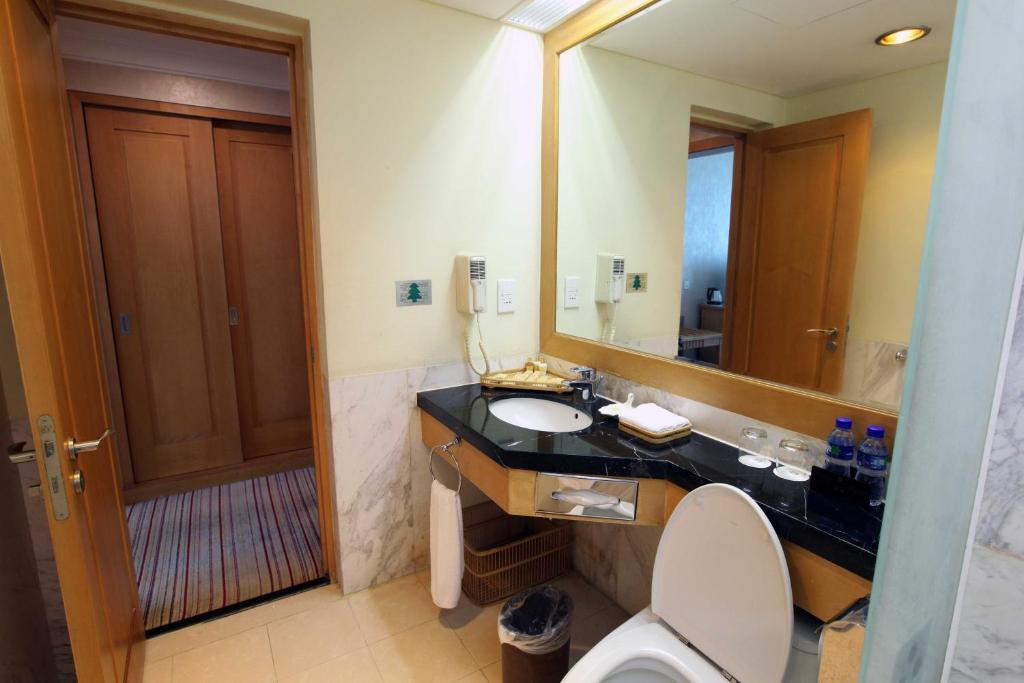 Twin Room Forbidden City View