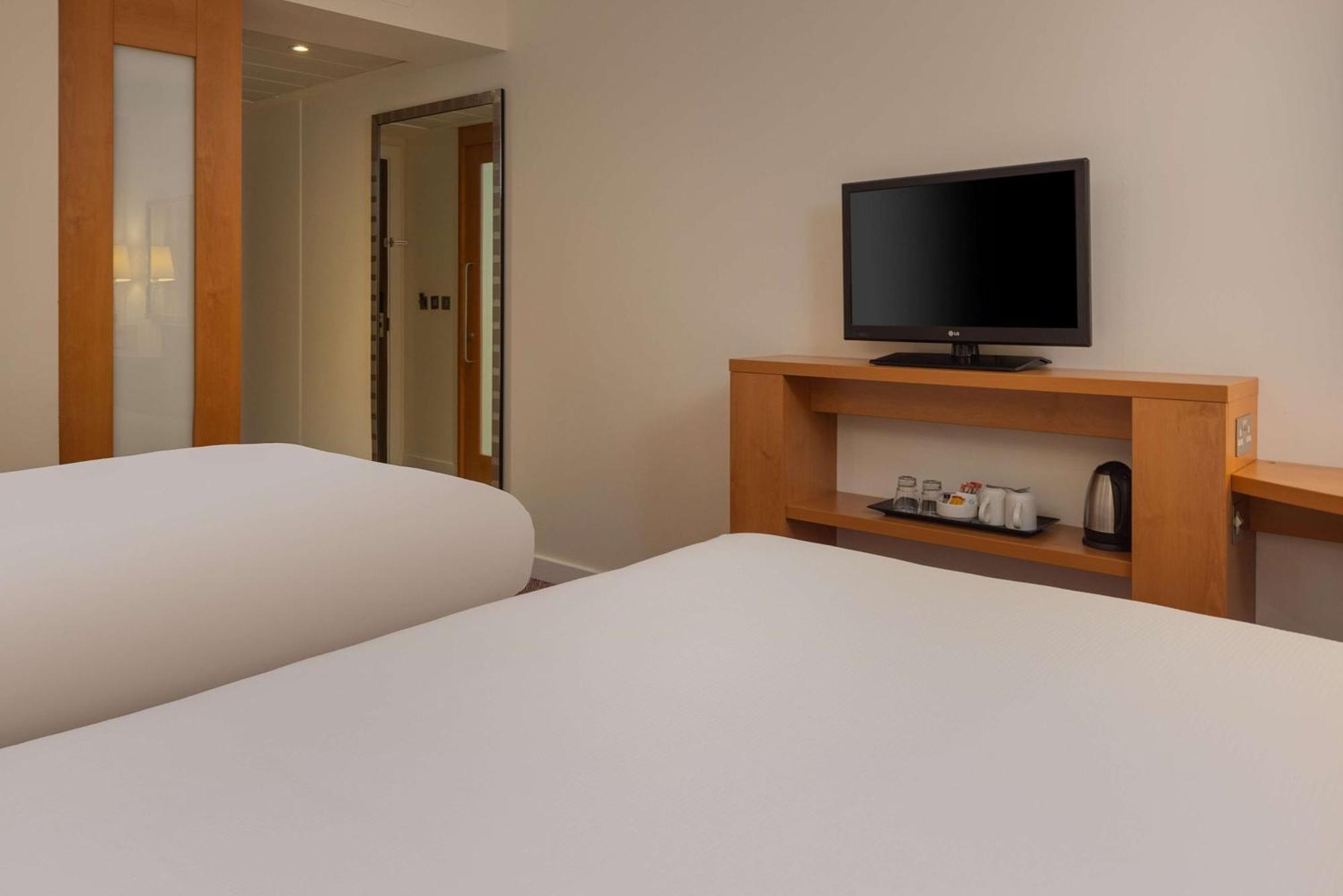 Twin Room,1500055897:JPEG