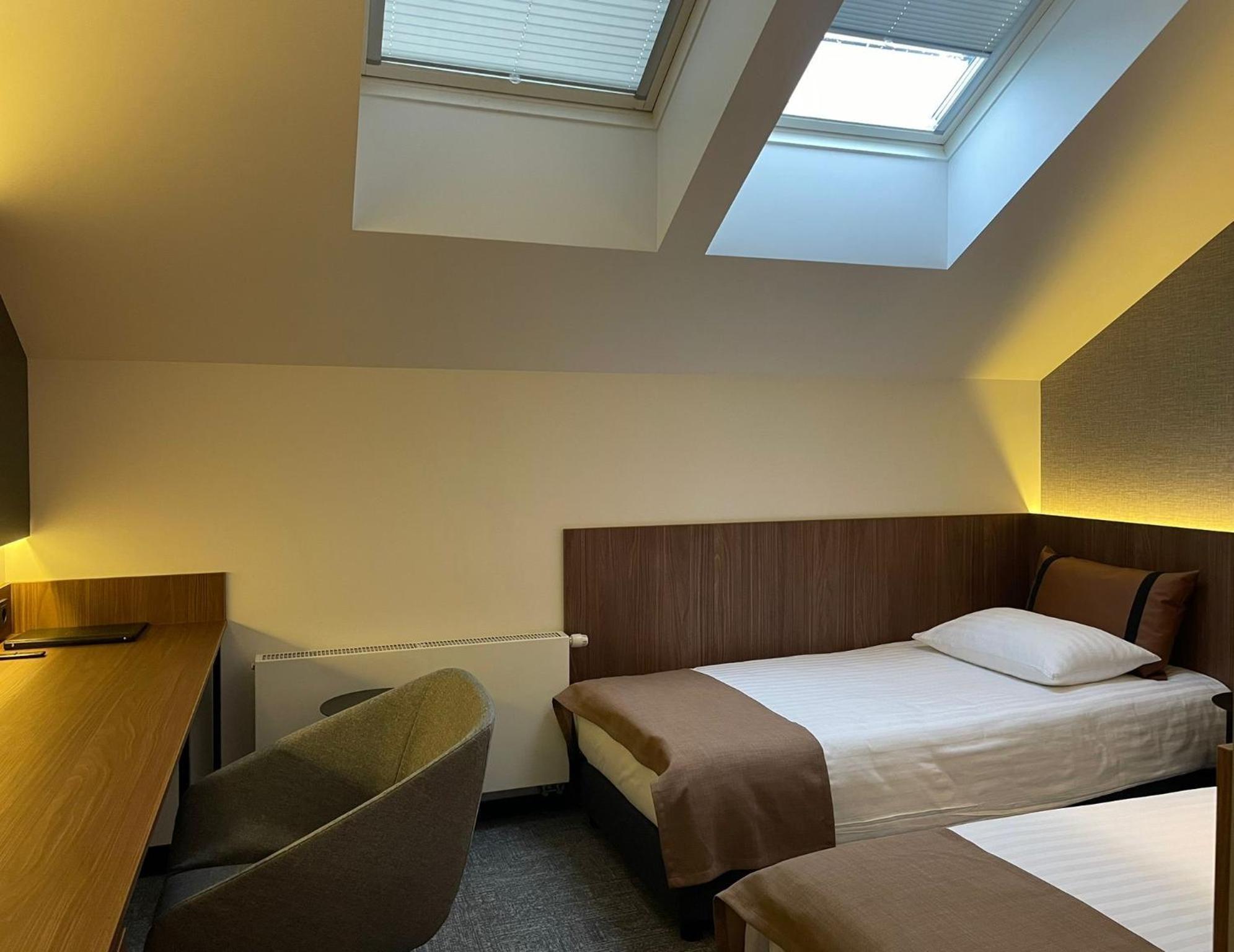 Twin Room Attic