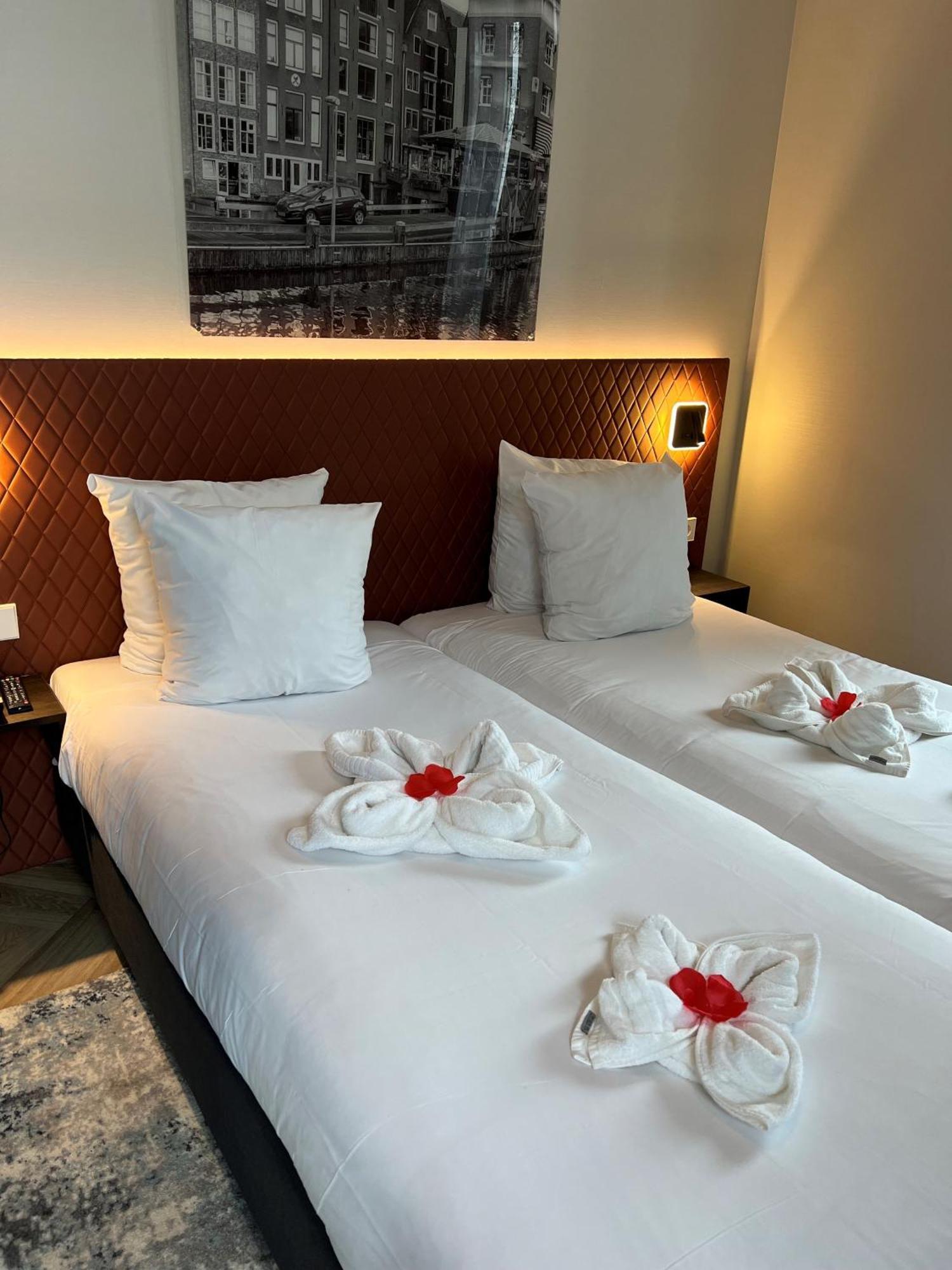 Comfort Double or Twin Room No Window