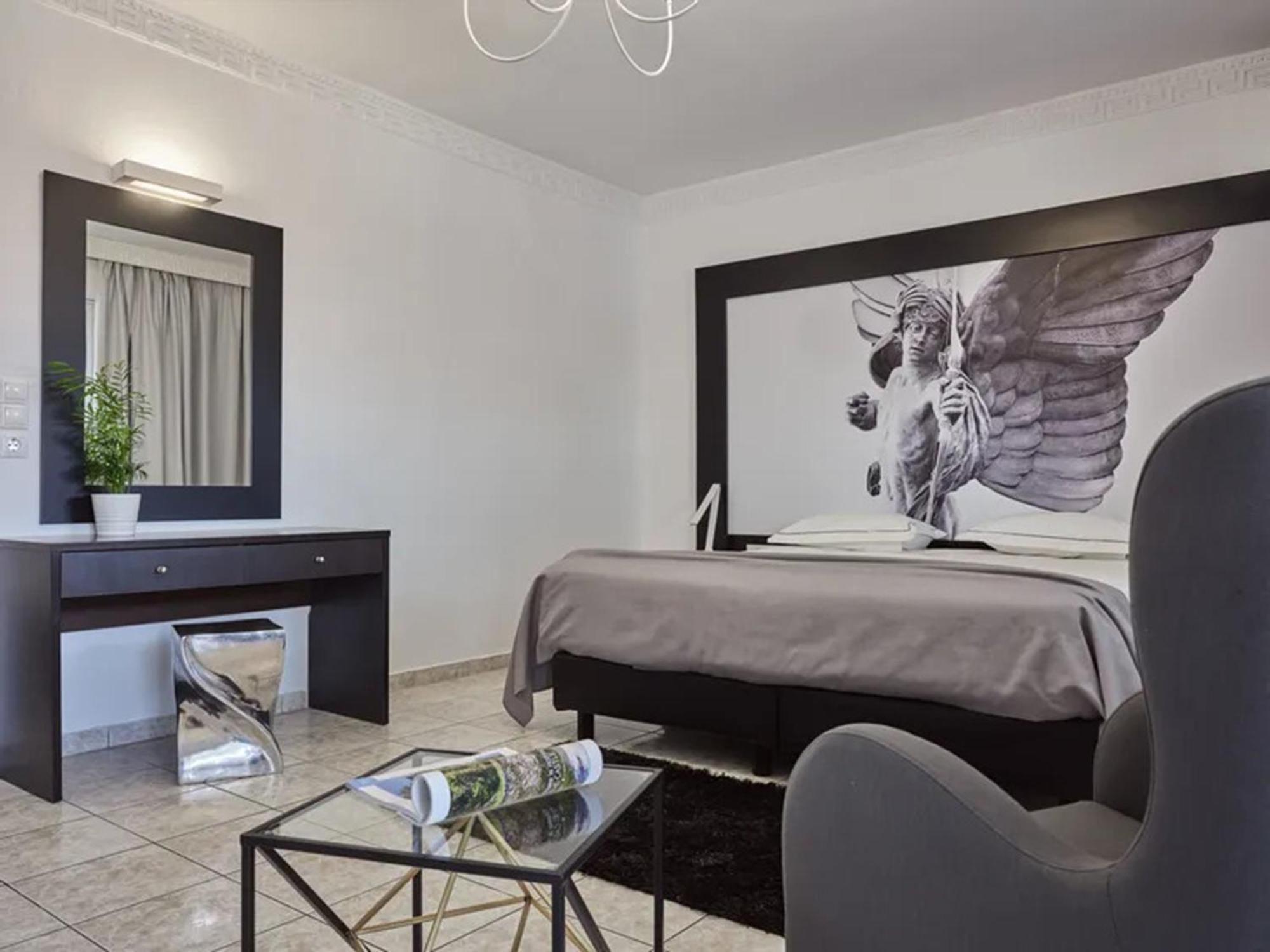 Deluxe Suite with Private Pool,1509537757:JPEG