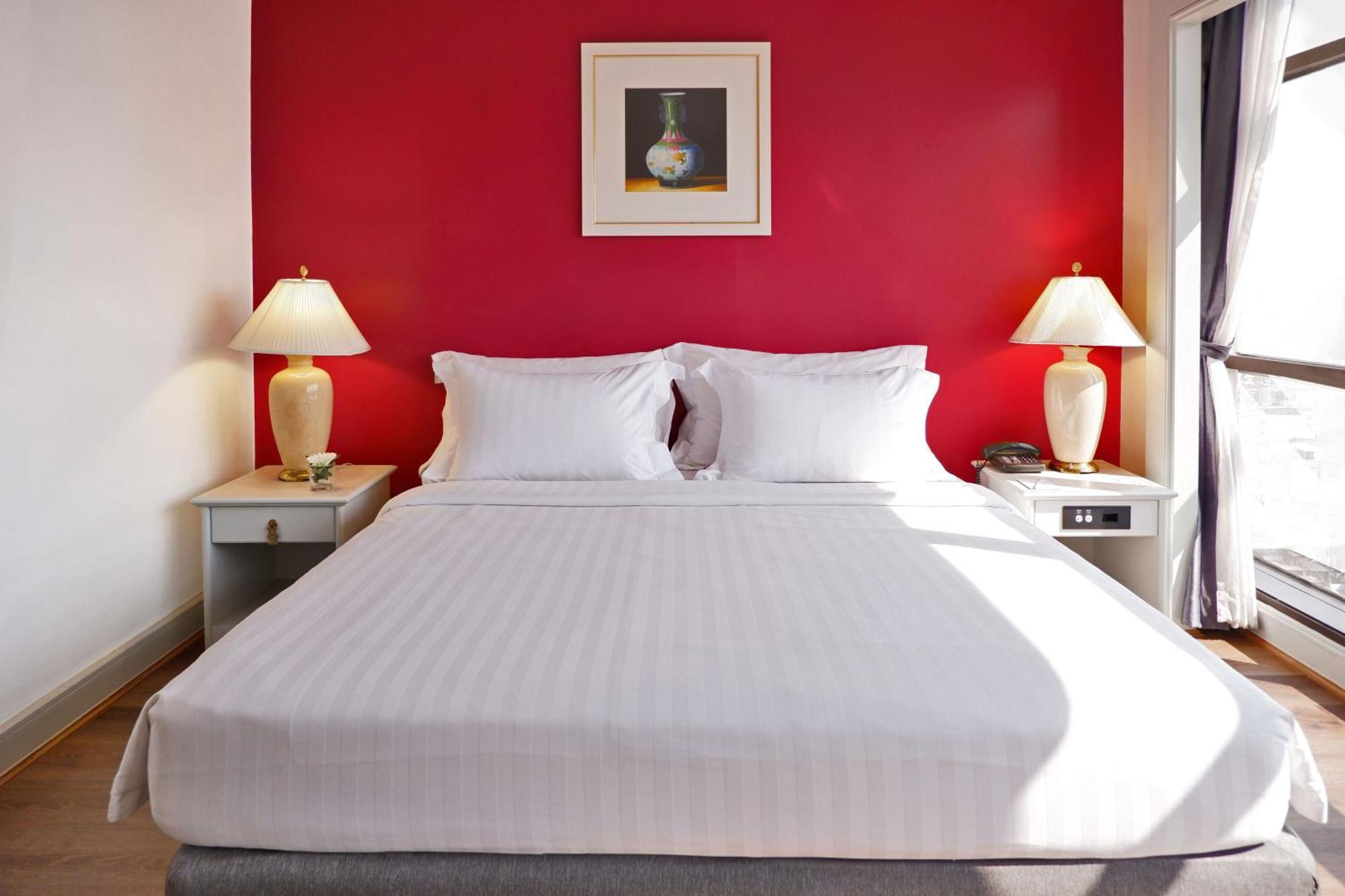 Superior River View King,1516313293:JPEG