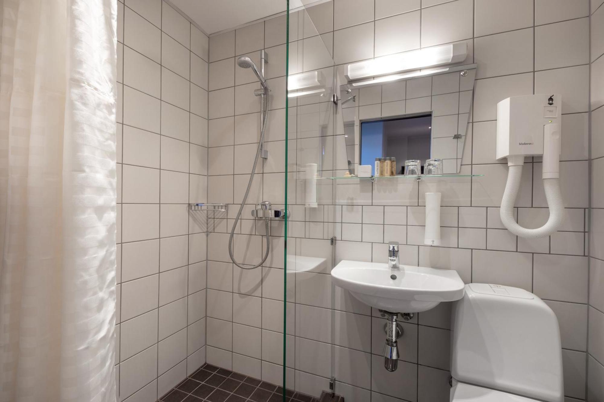 Economy Single Room