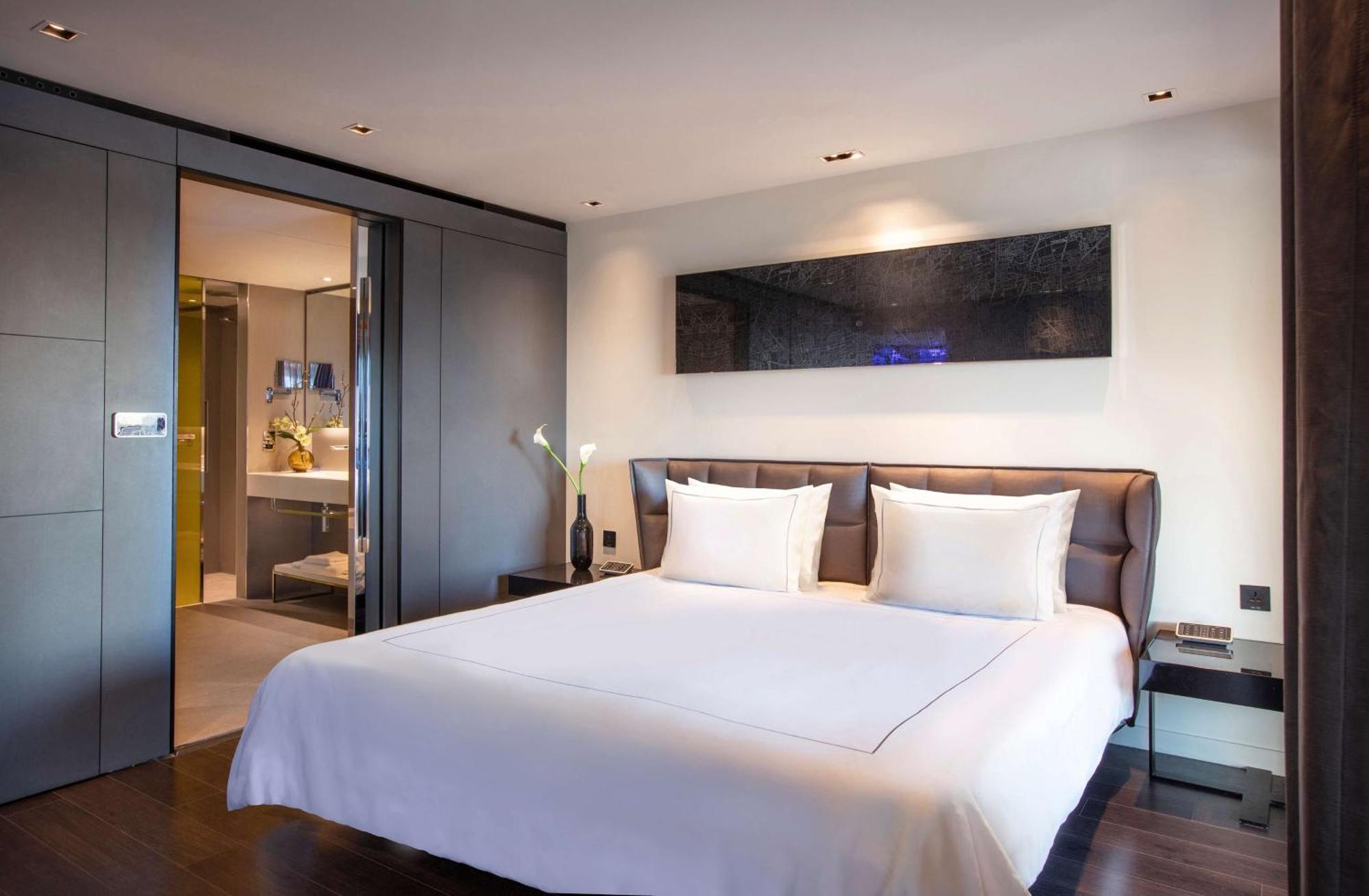 Apartament typu Suite z 1 sypialnią, balkonem i widokiem na rzekę