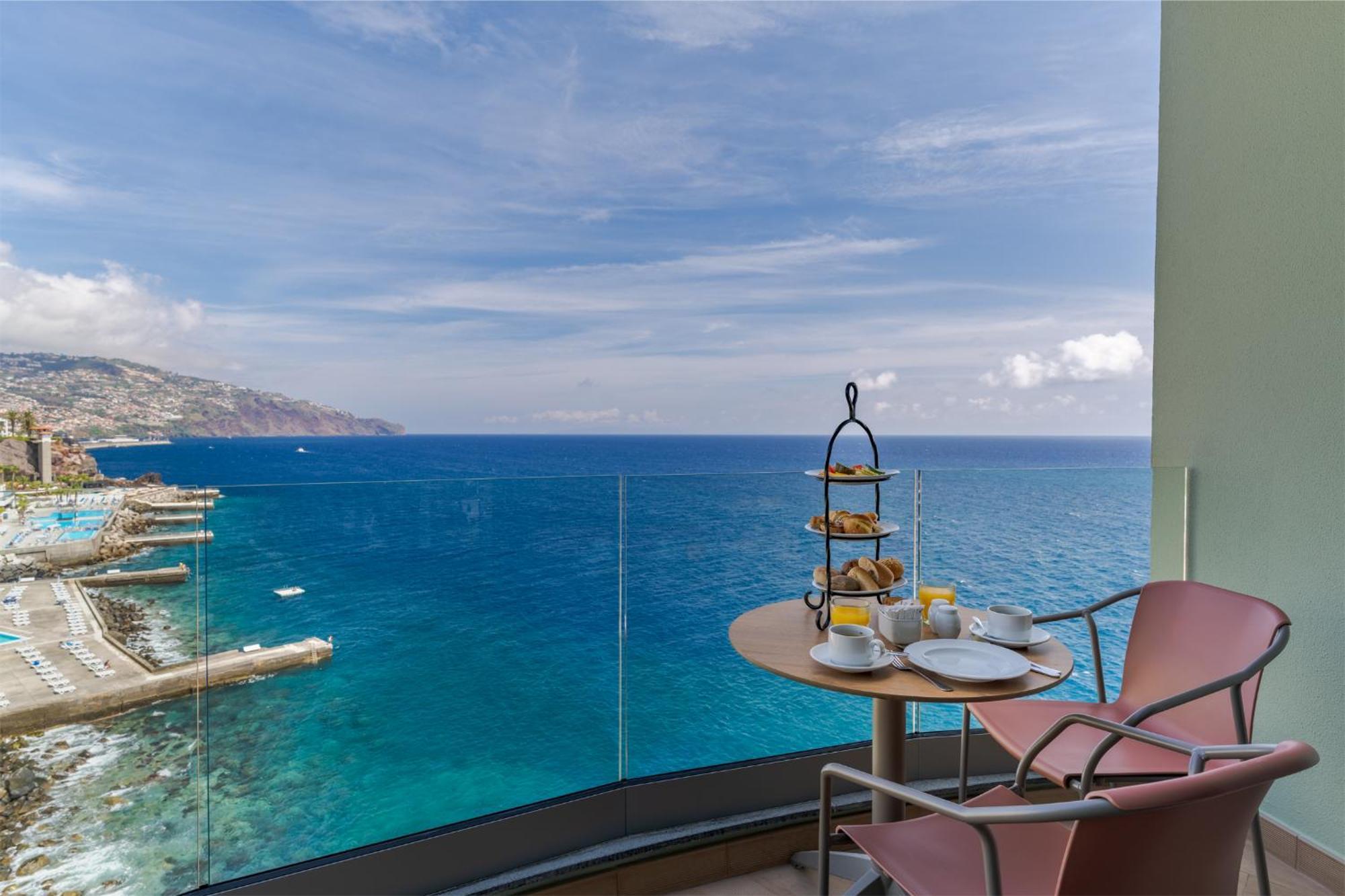 Superior Triple Room Sea View