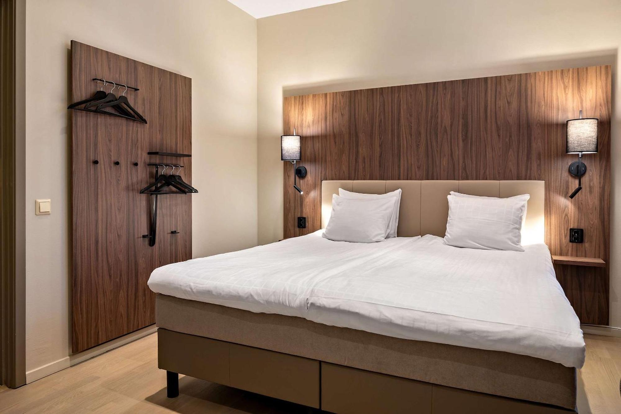 Standard King size bed
