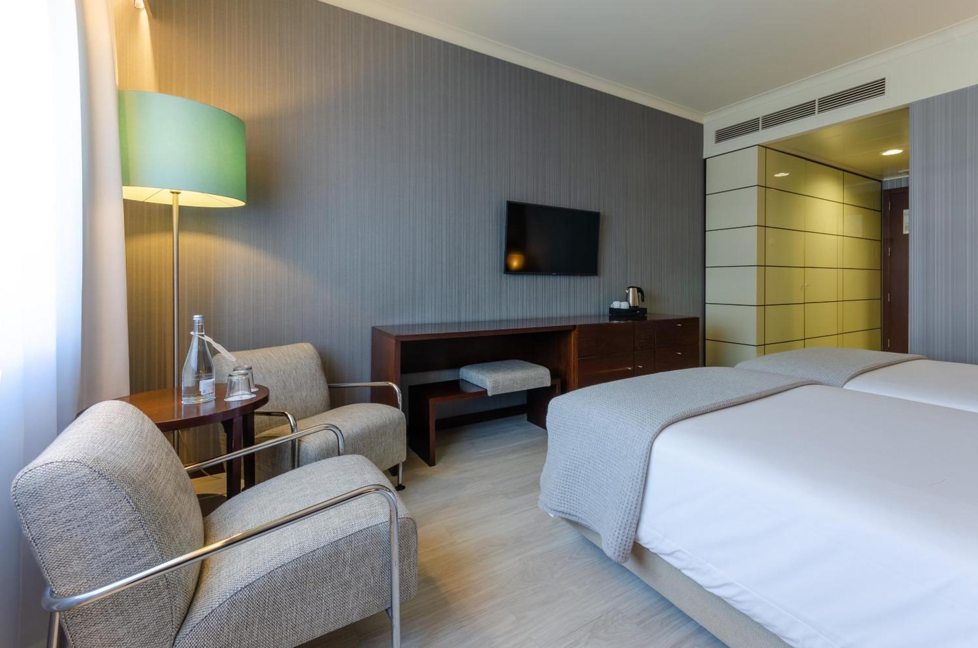 Double or Twin Room Extra Bed