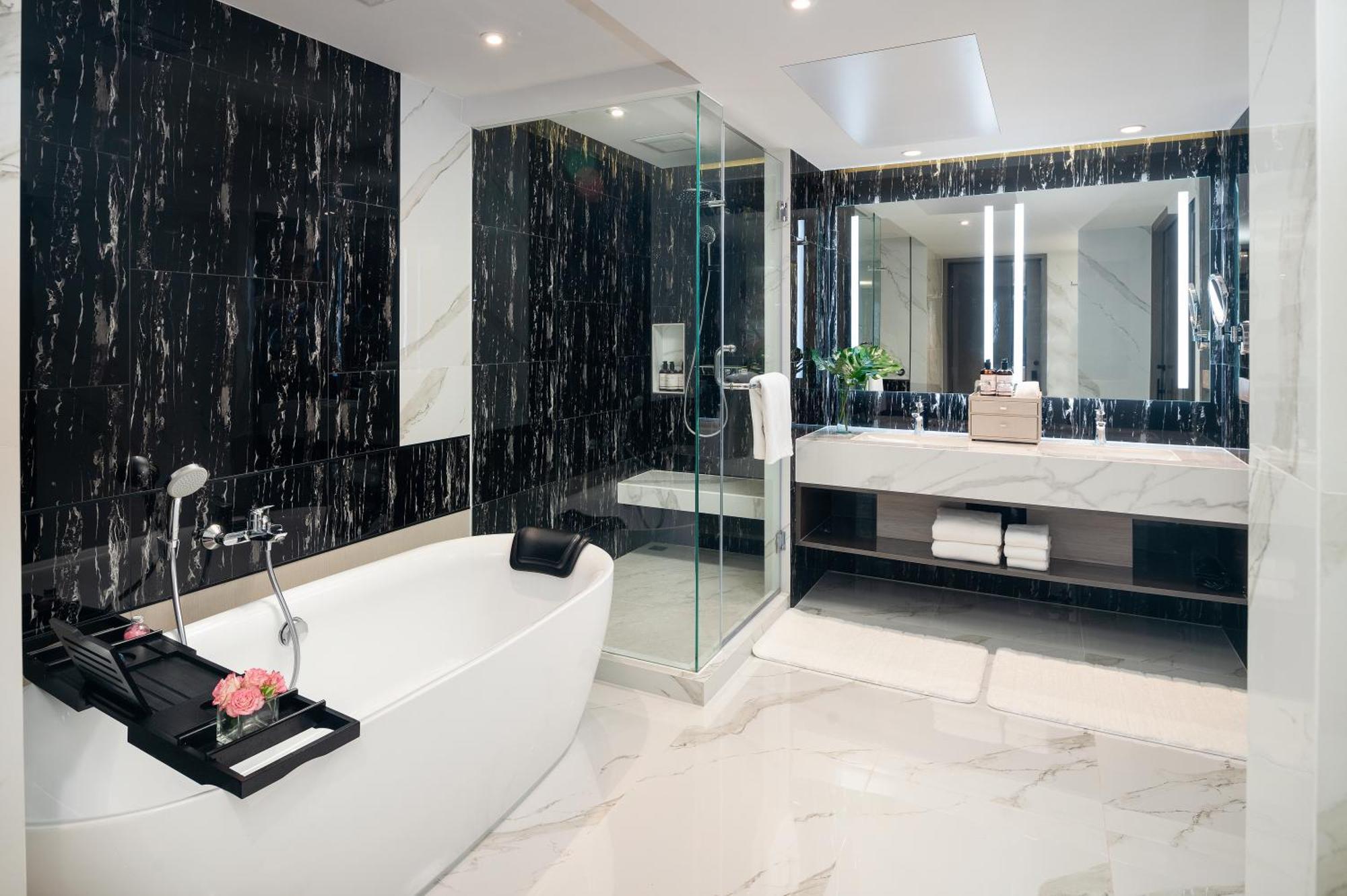 Apartament typu Premier Suite z łóżkiem typu king-size