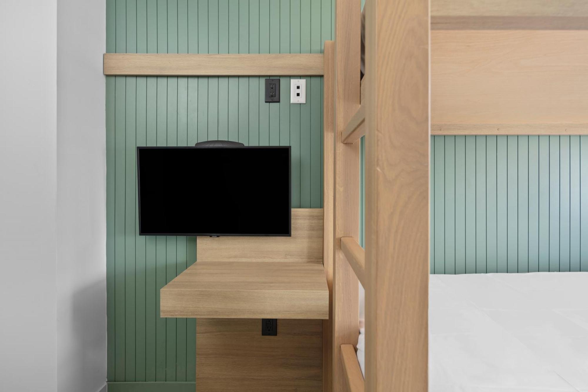 River View Twin Room,1526408692:JPEG