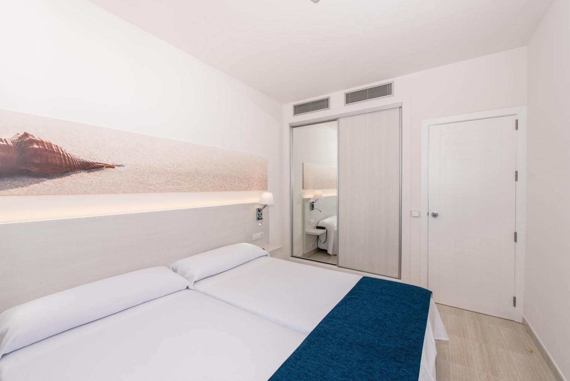 Apartament z widokiem na basen