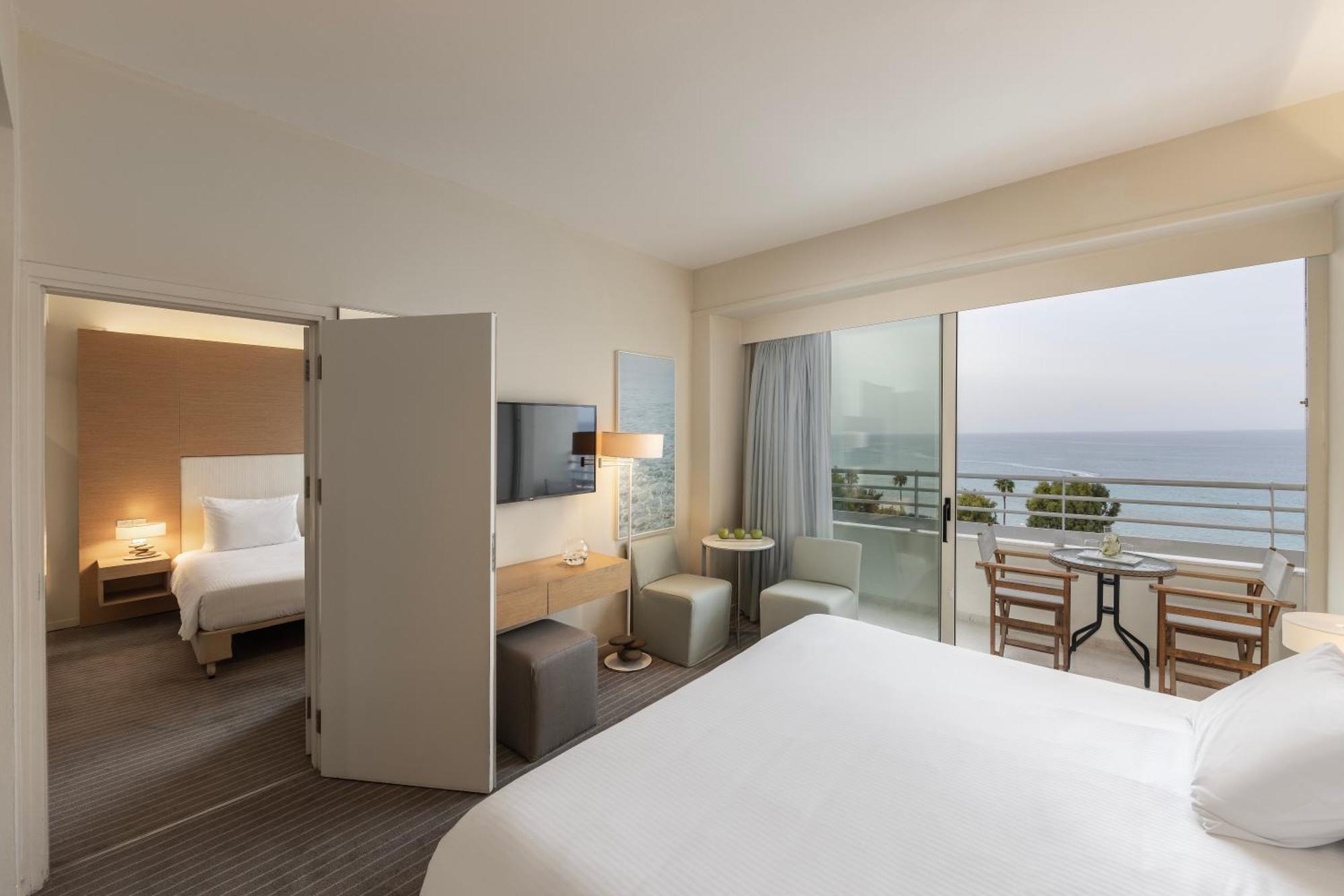 Family Interconnecting Room Sea View