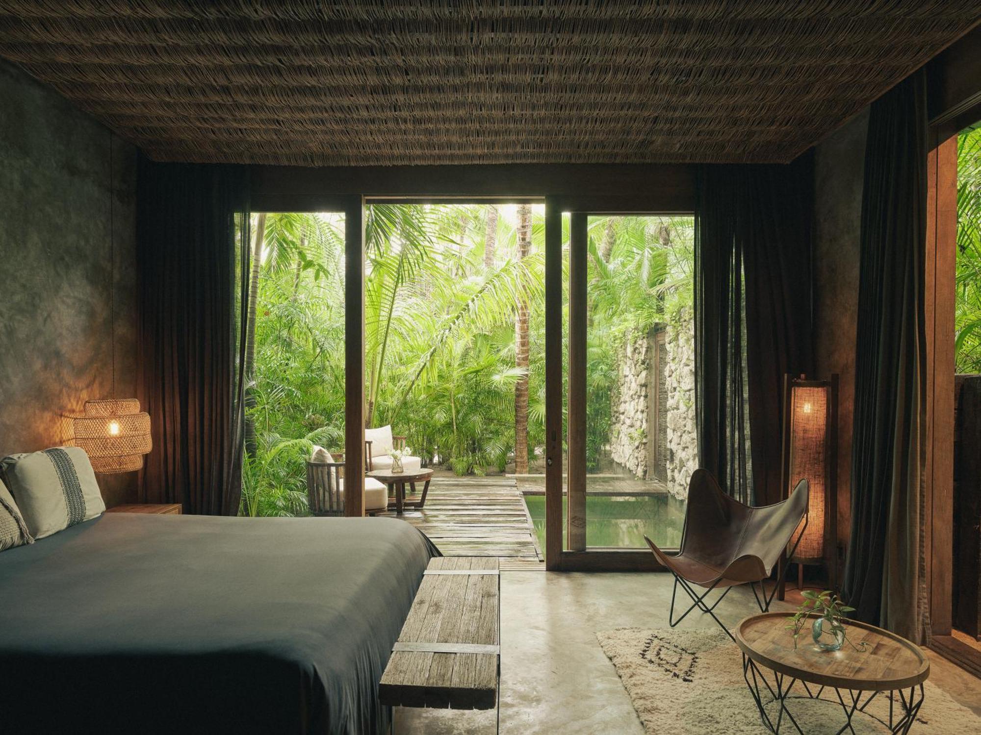 Signature Suite Plunge Pool