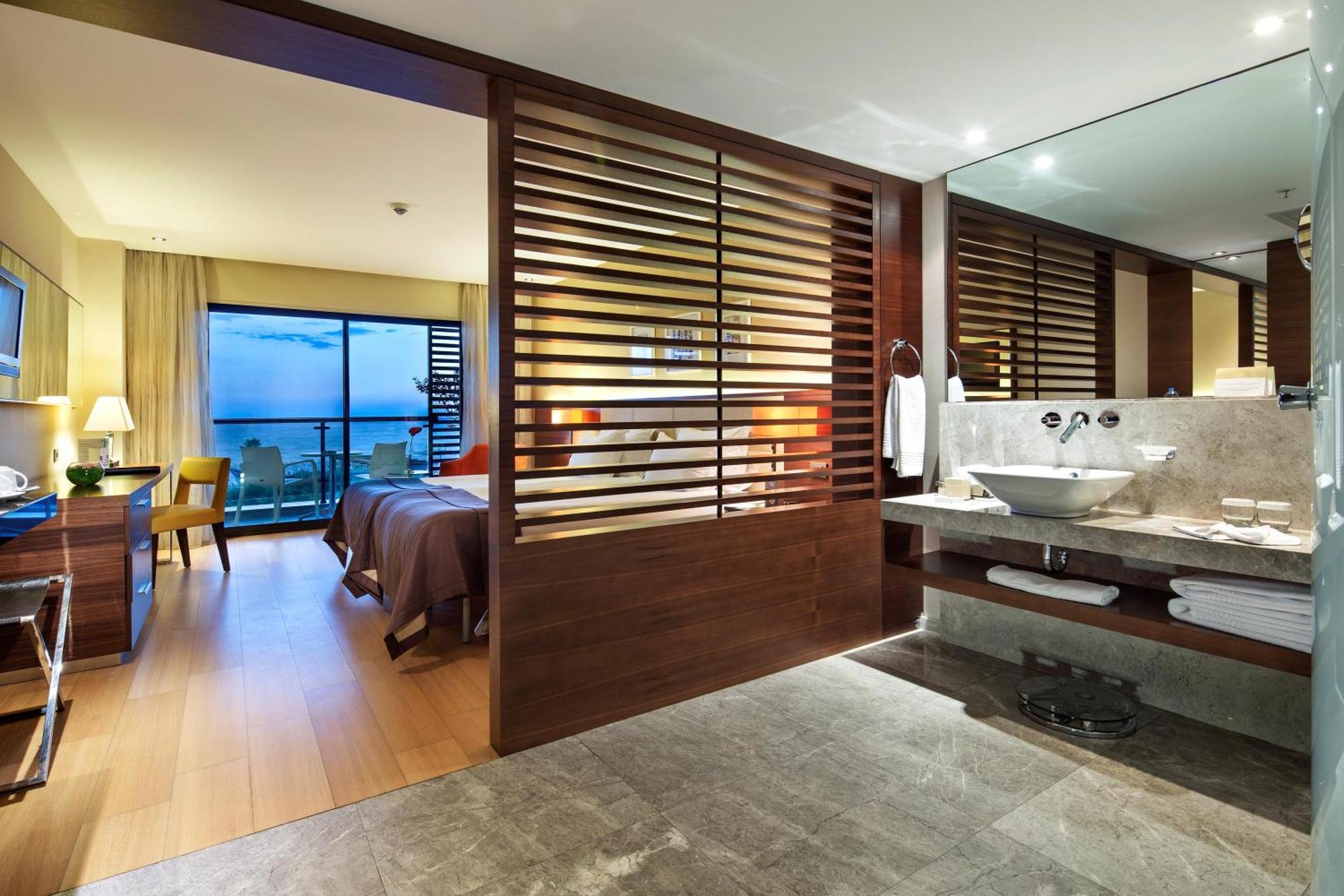 Standard Room Side Sea View