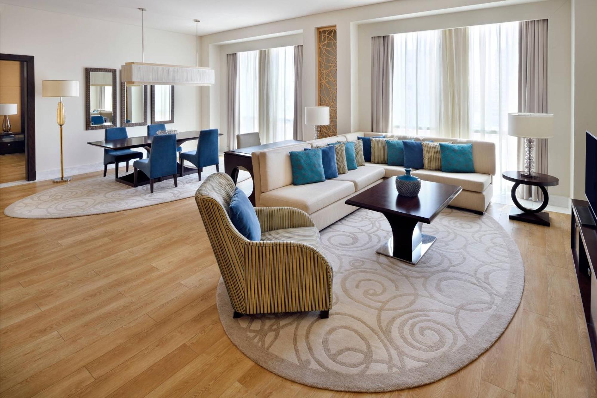 Zabeel Suite – Lounge Access