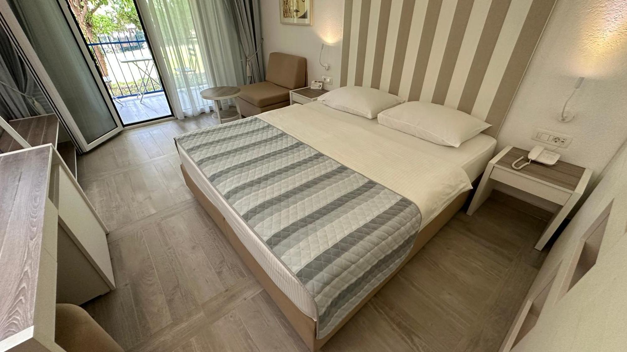 Double or Twin Room Extra Bed