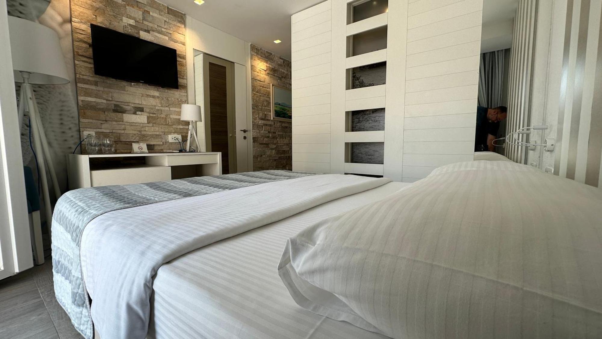 Double or Twin Room Balcony