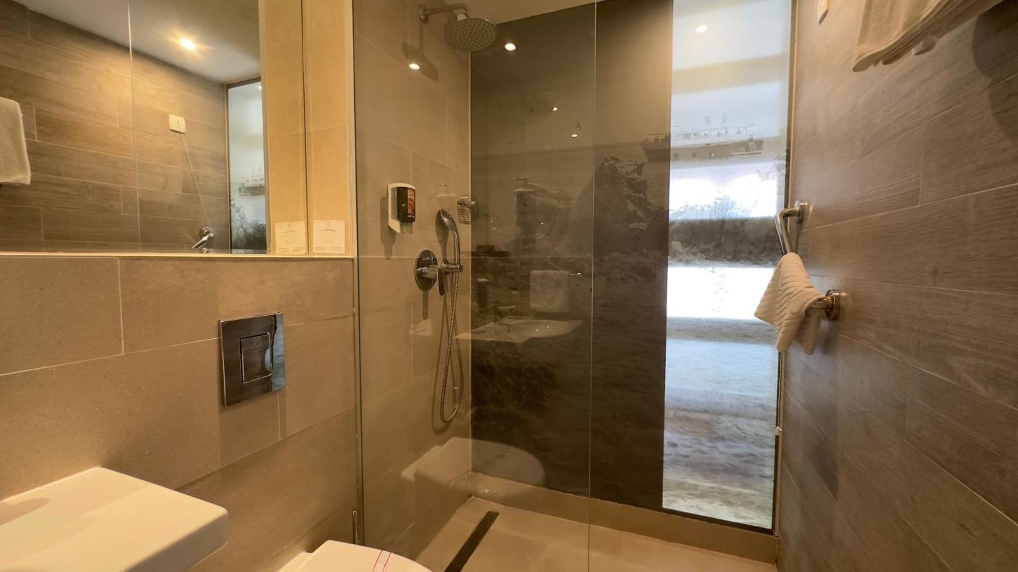 Double or Twin Room Balcony