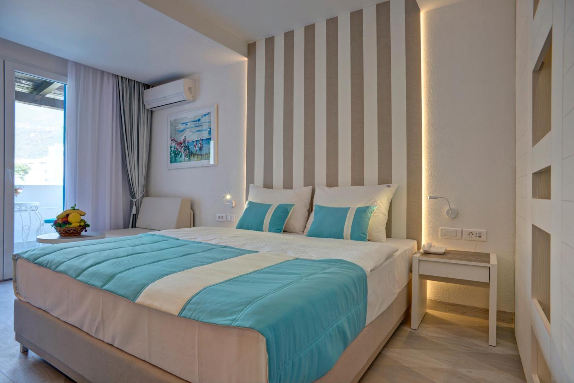 Double or Twin Room Extra Bed