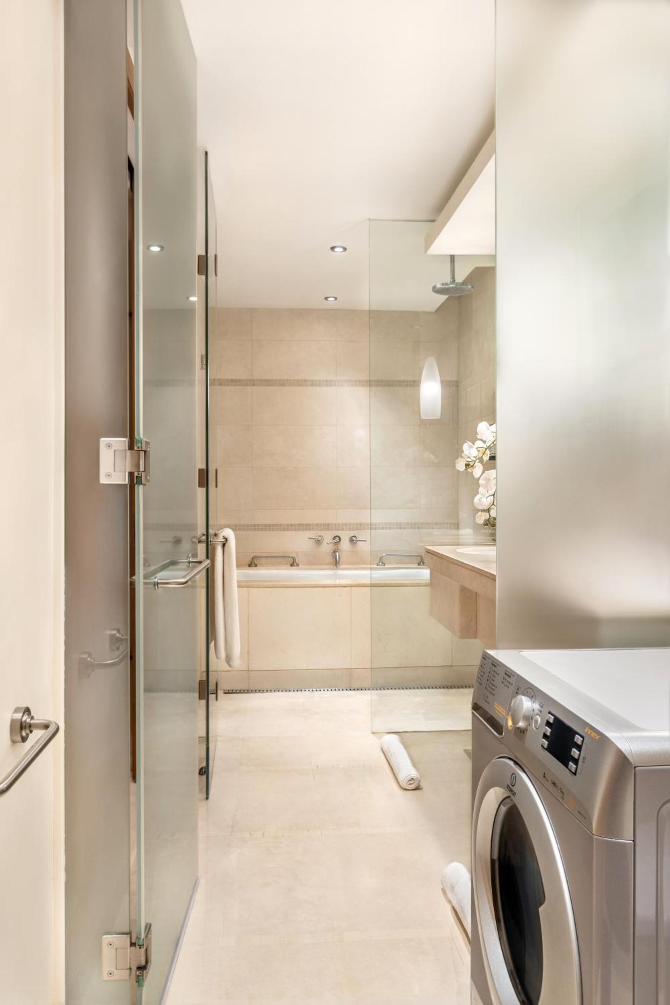 Fully Furnished One-Bed Room Suite