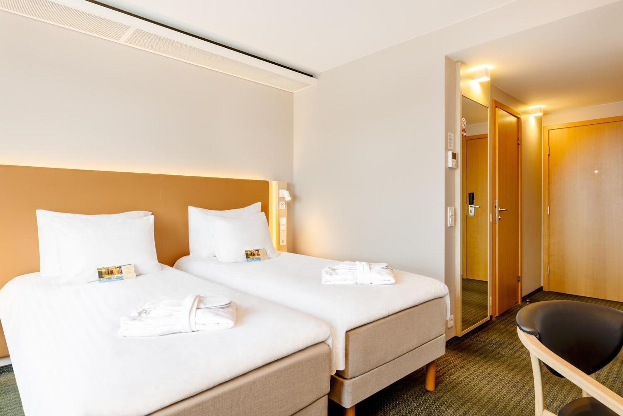 Superior Double or Twin Room Old Town View