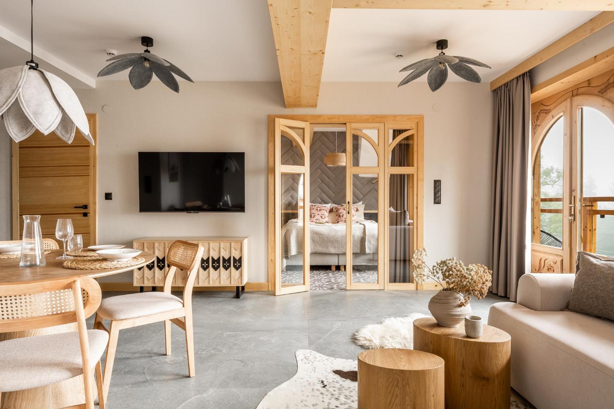 Apartament z 1 sypialnią, balkonem i widokiem na góry